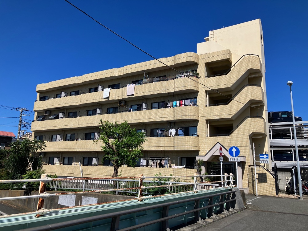 平塚市馬入本町のサムネイル